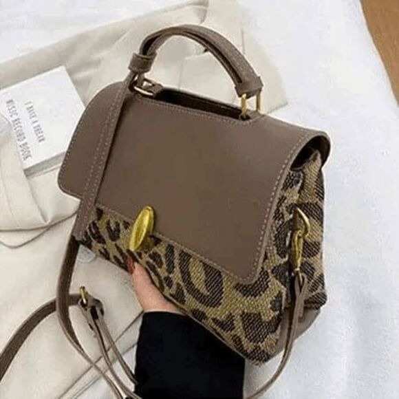 2/$30 Ladies Leopard Ladies Fashionable Purse - Picture 3 of 16